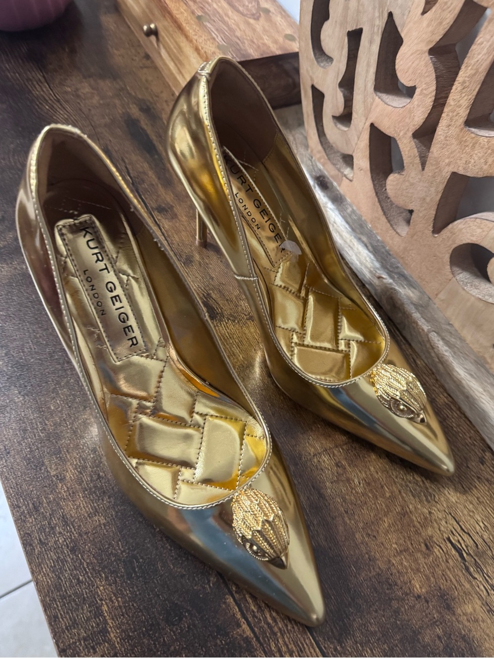 NWT Kurt Geiger London Belgravia Eagle Court Heel